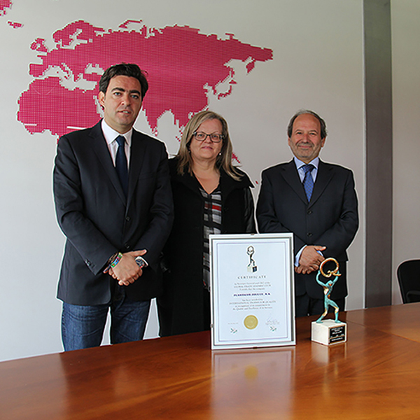 Plásticos Joluce SA was awarded the “International Trophy for Quality” from Global Trade Leaders Club